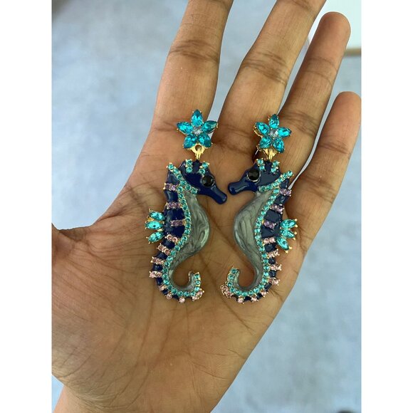 Sea horse earrings , blue earrings , dark blue earrings - Picture 7 of 8